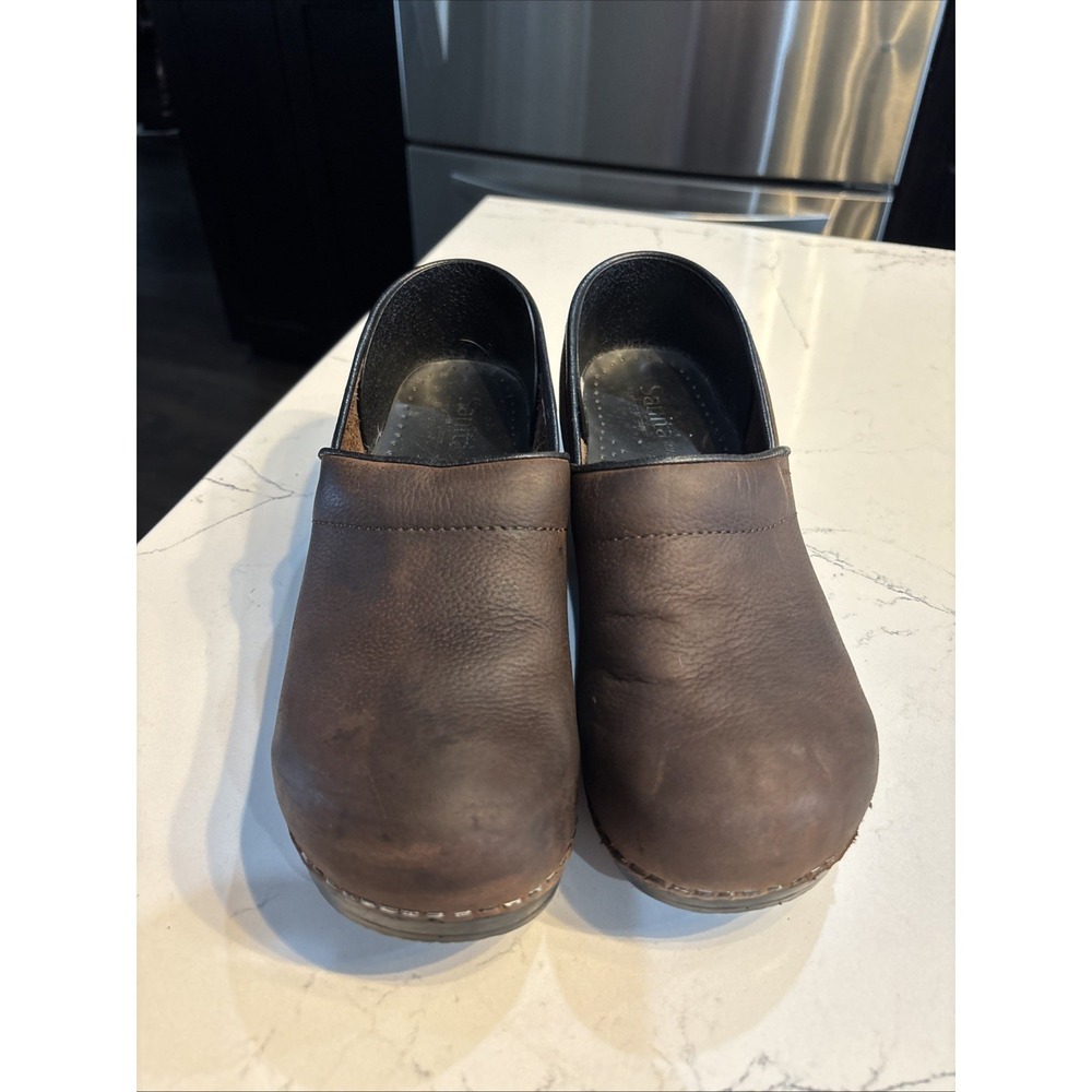 Sanita Professional Brown Oiled Leather Clogs Womens Comfort Shoes SZ 40/9